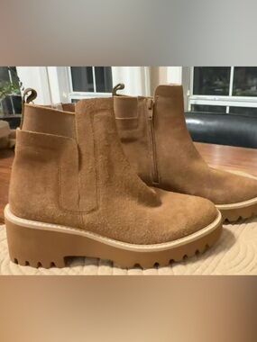 Suede Lug Sole Ankle Boots - Chestnut